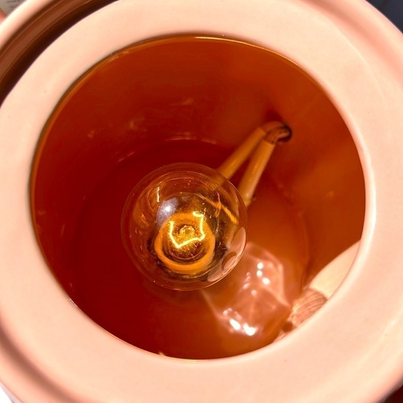 Scents Vintage Teapot Warmer NEW Retired - Picture 2 of 7